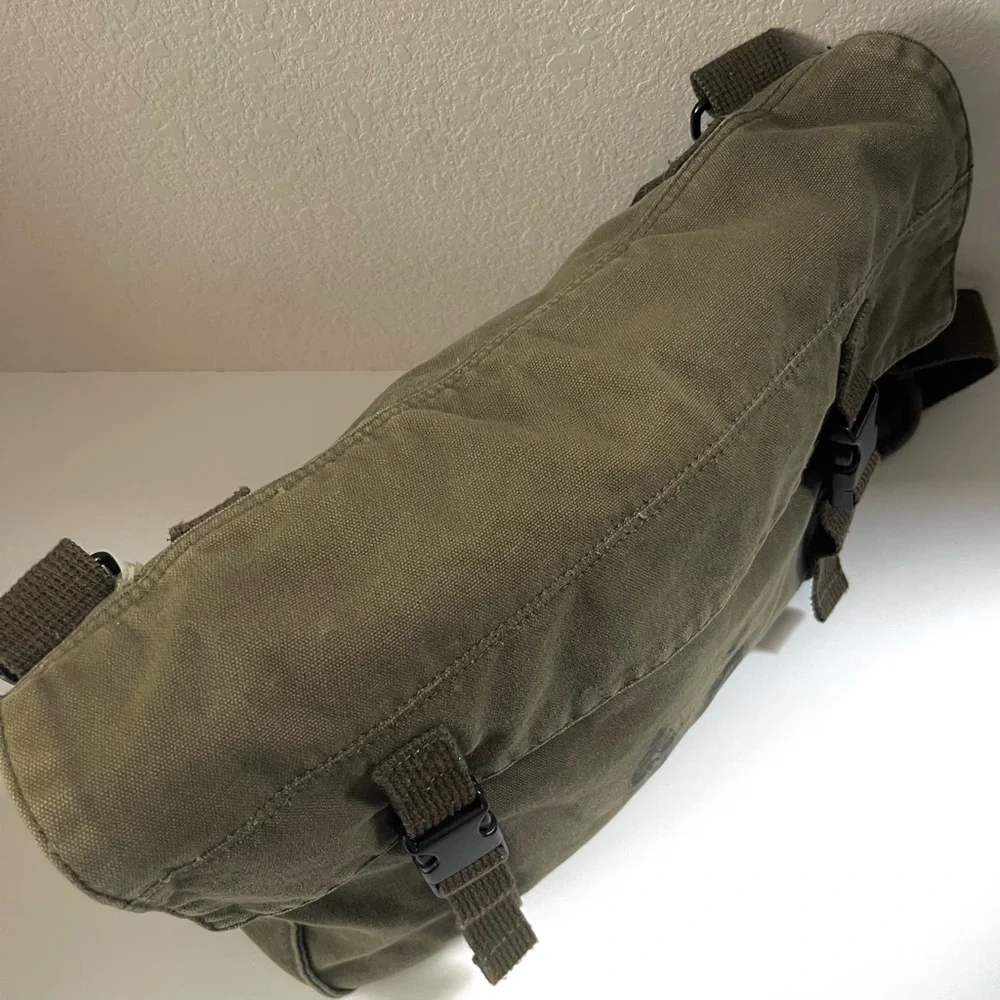 Vintage Oakley red shift Messenger Bag rare